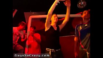 những câu chuyện có thật về những người đàn ông dị tính quan hệ tình dục đồng tính
