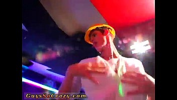 búp bê tình dục cho người đồng tính nam