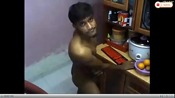 Đàn ông đồng tính có quan hệ tình dục bẩn thỉu