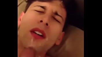 tự đụ đồng tính