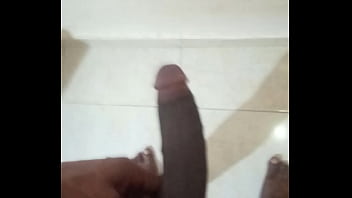 ống côn đồ đồng tính đen