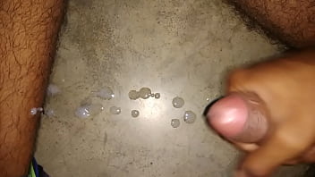 người đồng tính nam đứng quan hệ tình dục với analfingering video xvideo