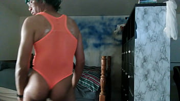 gay chegando enquanto se fode