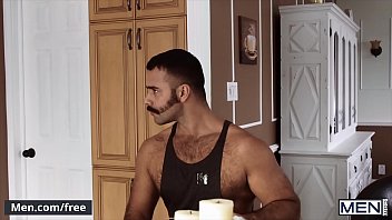 Đồng tính nam tốt nhất để theo dõi trên OnlyFans