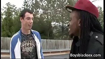đồng tính trần truồng boi bao quy đầu fuck