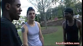 những người đàn ông đã kết hôn thẳng có video quan hệ tình dục đồng tính nam