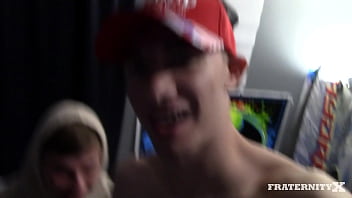 đồng tính nam emo twink ống