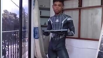 Çin çıplak gay model balon